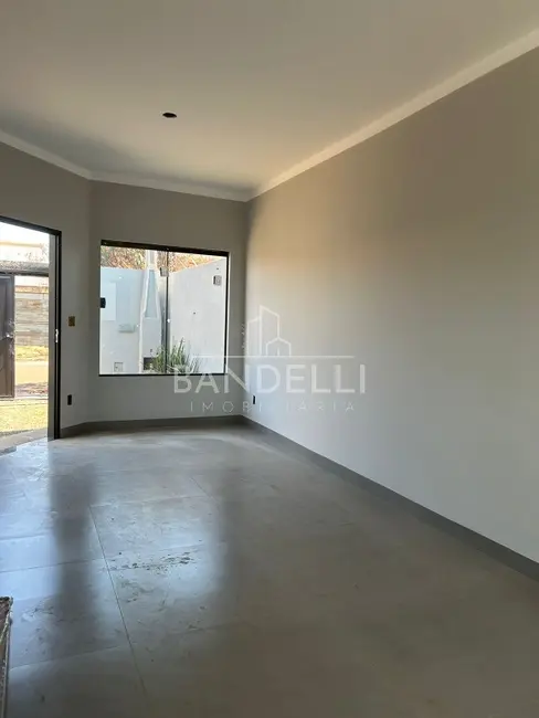 Foto 3 de Casa com 2 quartos à venda, 55m2 em Araraquara - SP