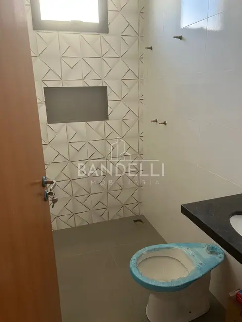 Foto 7 de Casa com 2 quartos à venda, 55m2 em Araraquara - SP