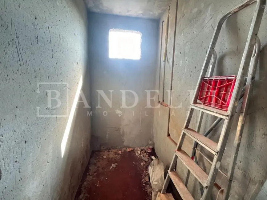 Casa com 2 quartos à venda, 55m2 em Araraquara - SP - imagem 6 Foto 6 de Casa com 2 quartos à venda, 55m2 em Araraquara - SP