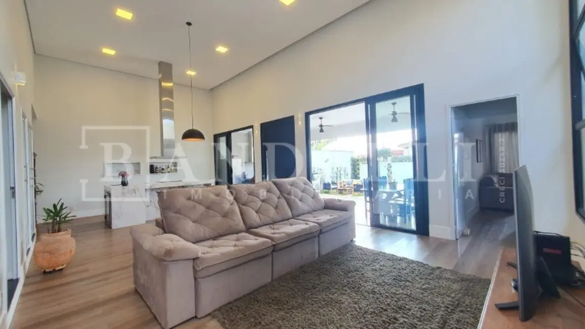 Casa com 4 quartos à venda, 305m2 em Vila José Bonifácio, Araraquara - SP - imagem 9 Foto 9 de Casa com 4 quartos à venda, 305m2 em Vila José Bonifácio, Araraquara - SP