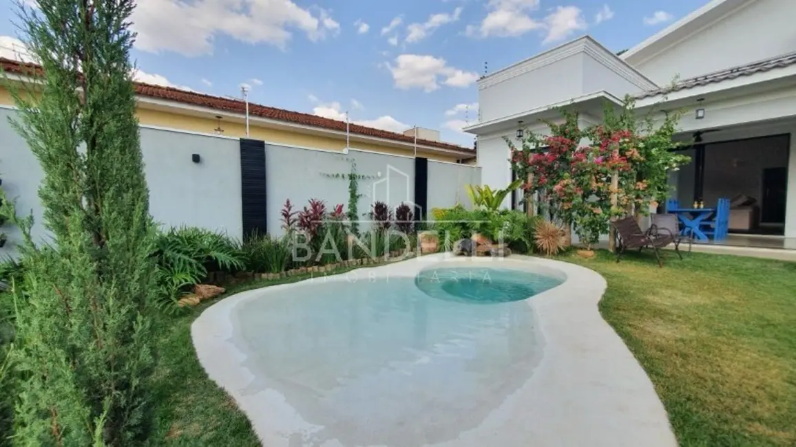 Foto 2 de Casa com 4 quartos à venda, 305m2 em Vila José Bonifácio, Araraquara - SP