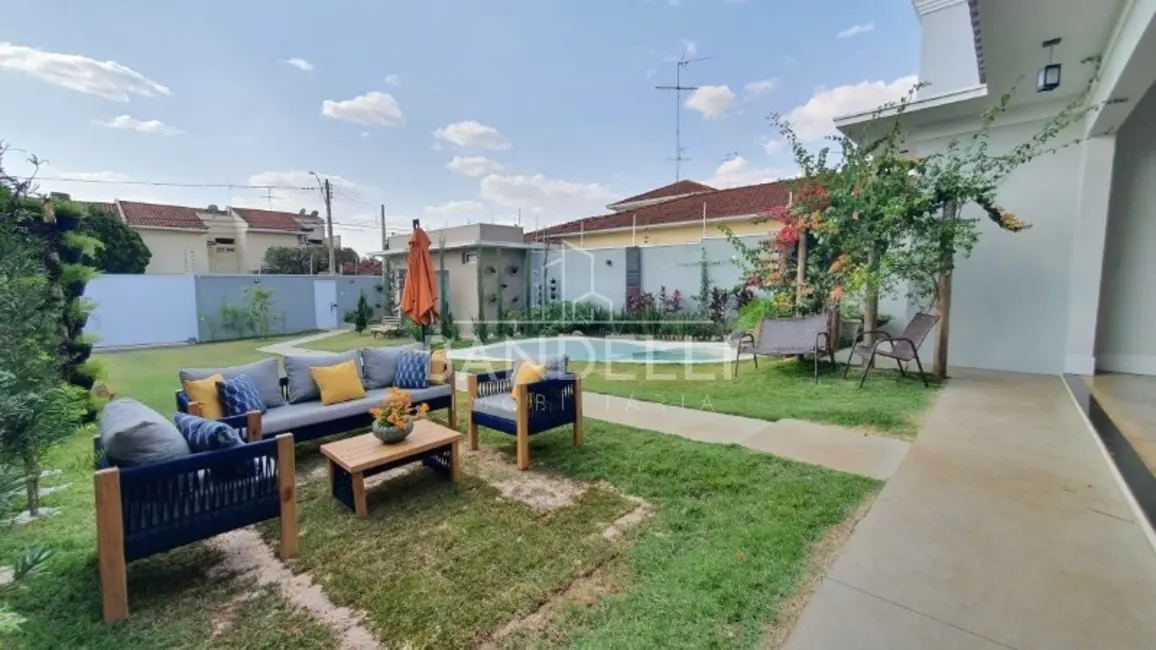 Foto 3 de Casa com 4 quartos à venda, 305m2 em Vila José Bonifácio, Araraquara - SP