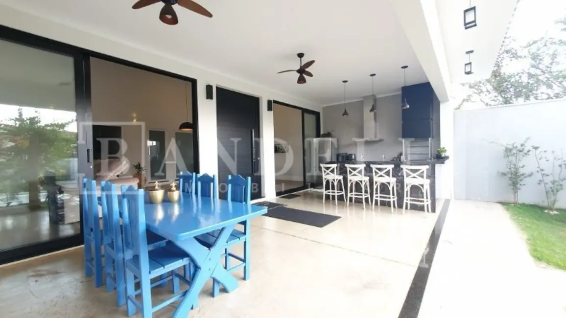 Casa com 4 quartos à venda, 305m2 em Vila José Bonifácio, Araraquara - SP - imagem 7 Foto 7 de Casa com 4 quartos à venda, 305m2 em Vila José Bonifácio, Araraquara - SP