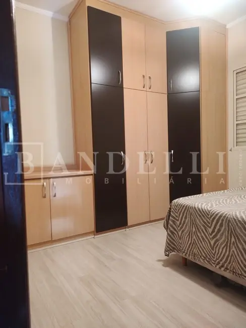 Casa com 2 quartos à venda, 128m2 em Jardim Primavera, Araraquara - SP - imagem 5 Foto 5 de Casa com 2 quartos à venda, 128m2 em Jardim Primavera, Araraquara - SP