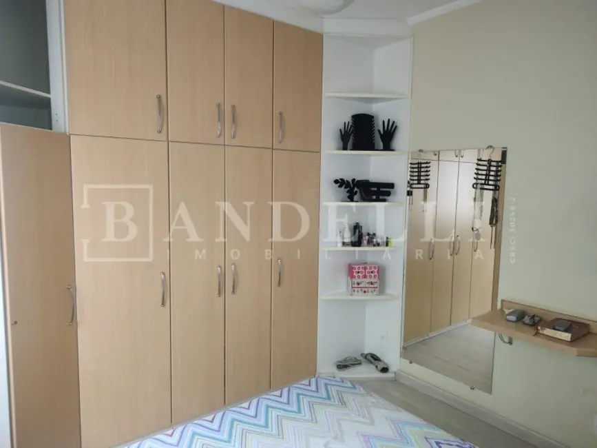 Casa com 2 quartos à venda, 128m2 em Jardim Primavera, Araraquara - SP - imagem 6 Foto 6 de Casa com 2 quartos à venda, 128m2 em Jardim Primavera, Araraquara - SP