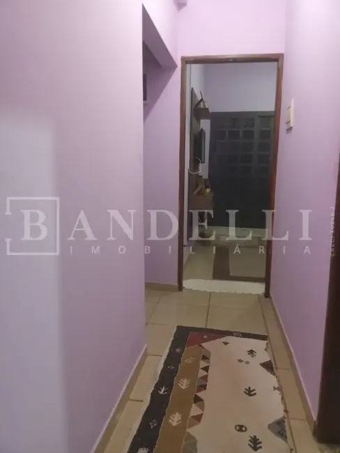 Casa com 2 quartos à venda, 130m2 em Jardim Adalberto Frederico de Oliveira Roxo I, Araraquara - SP - imagem 9 Foto 9 de Casa com 2 quartos à venda, 130m2 em Jardim Adalberto Frederico de Oliveira Roxo I, Araraquara - SP