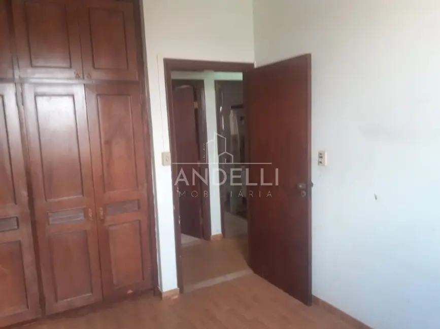 Apartamento com 3 quartos à venda e para alugar, 142m2 em Centro, Araraquara - SP - imagem 6 Foto 6 de Apartamento com 3 quartos à venda e para alugar, 142m2 em Centro, Araraquara - SP