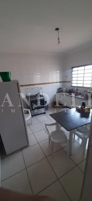 Casa com 3 quartos à venda, 77m2 em Araraquara - SP - imagem 3 Foto 3 de Casa com 3 quartos à venda, 77m2 em Araraquara - SP