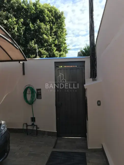 Casa com 3 quartos à venda, 211m2 em Jardim Tabapuã (Vila Xavier), Araraquara - SP - imagem 8 Foto 8 de Casa com 3 quartos à venda, 211m2 em Jardim Tabapuã (Vila Xavier), Araraquara - SP