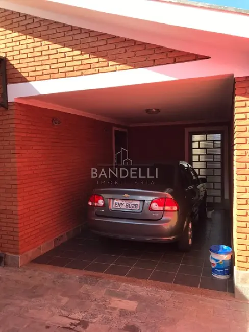 Foto 2 de Casa com 3 quartos à venda, 211m2 em Jardim Tabapuã (Vila Xavier), Araraquara - SP