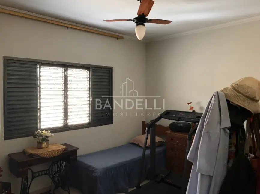 Foto 17 de Casa com 3 quartos à venda, 211m2 em Jardim Tabapuã (Vila Xavier), Araraquara - SP