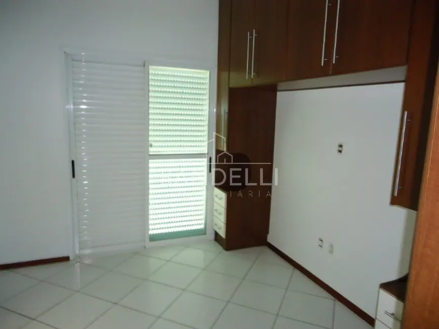 Foto 9 de Apartamento com 2 quartos à venda, 82m2 em Araraquara - SP
