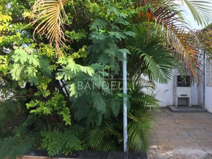 Foto 14 de Casa com 3 quartos à venda, 141m2 em Vila Xavier (Vila Xavier), Araraquara - SP