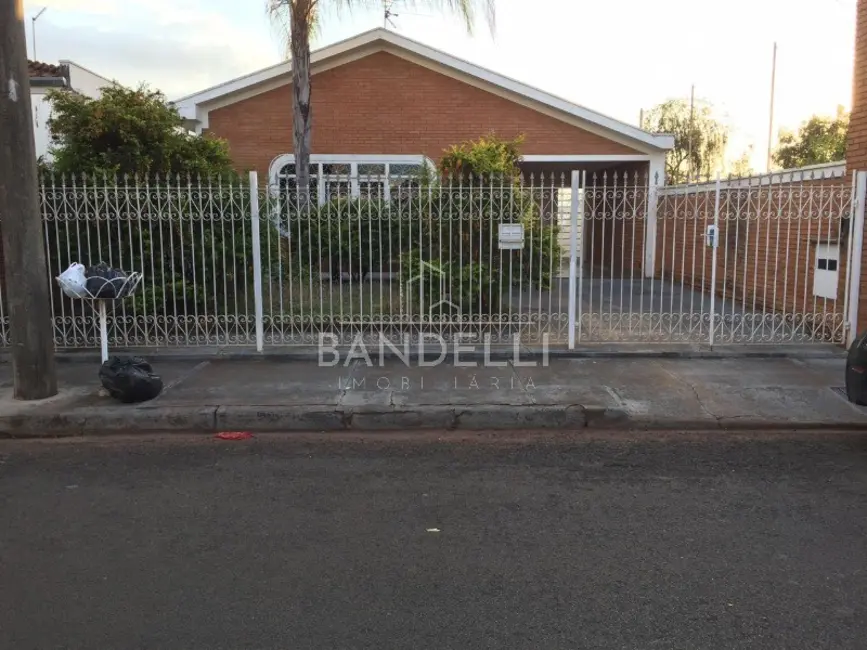 Foto 23 de Casa com 3 quartos à venda, 141m2 em Vila Xavier (Vila Xavier), Araraquara - SP