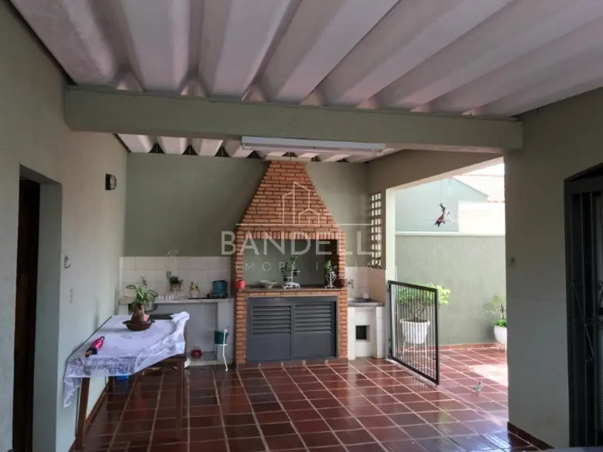 Casa com 3 quartos à venda, 309m2 em Vila Harmonia, Araraquara - SP - imagem 5 Foto 5 de Casa com 3 quartos à venda, 309m2 em Vila Harmonia, Araraquara - SP