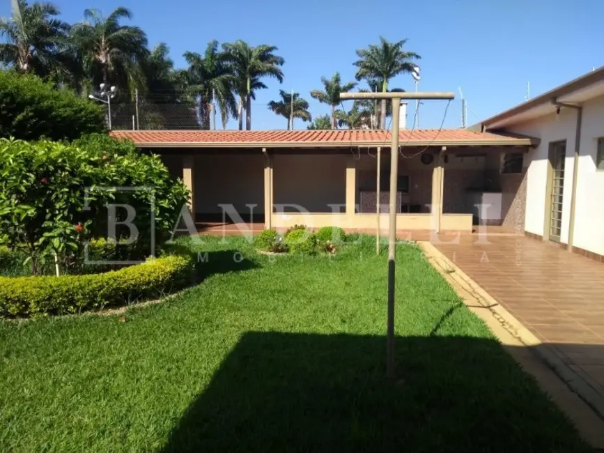 Casa com 5 quartos à venda, 360m2 em Vila José Bonifácio, Araraquara - SP - imagem 7 Foto 7 de Casa com 5 quartos à venda, 360m2 em Vila José Bonifácio, Araraquara - SP