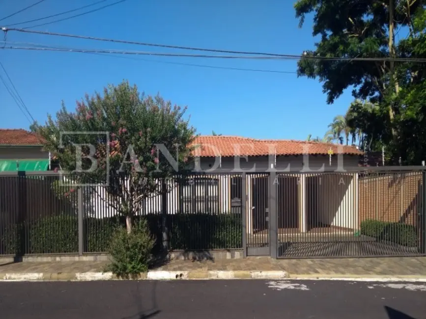 Foto 1 de Casa com 5 quartos à venda, 360m2 em Vila José Bonifácio, Araraquara - SP