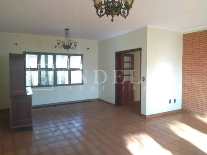 Foto 18 de Casa com 5 quartos à venda, 360m2 em Vila José Bonifácio, Araraquara - SP
