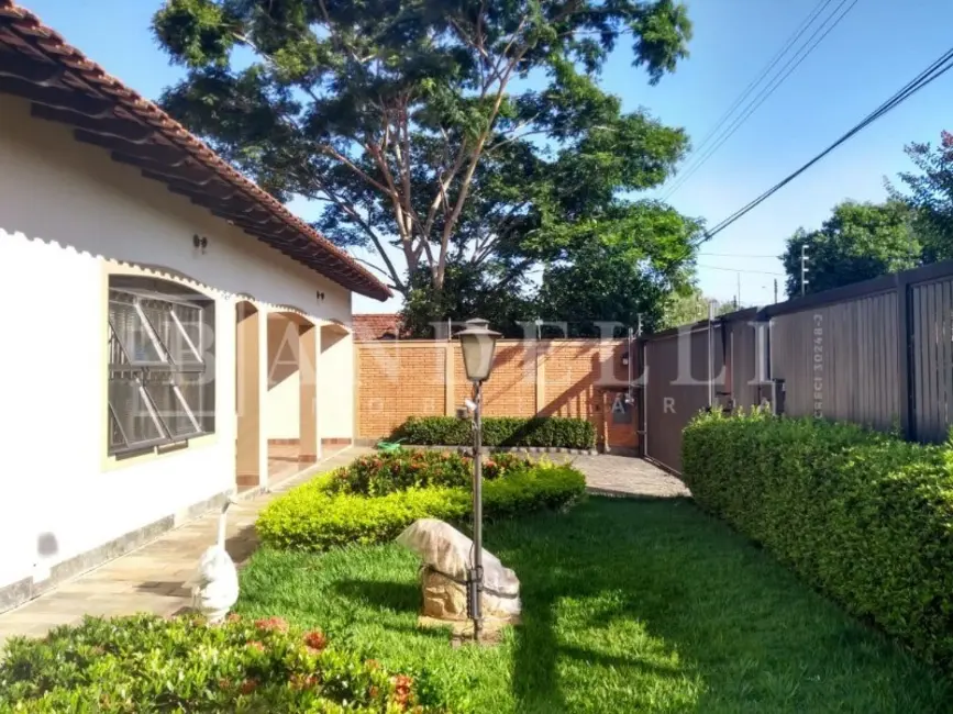 Foto 16 de Casa com 5 quartos à venda, 360m2 em Vila José Bonifácio, Araraquara - SP
