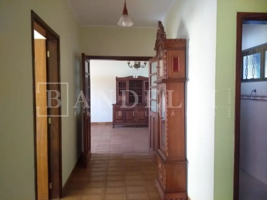 Foto 12 de Casa com 5 quartos à venda, 360m2 em Vila José Bonifácio, Araraquara - SP