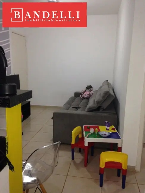 Foto 9 de Apartamento com 2 quartos à venda, 44m2 em Vila Xavier (Vila Xavier), Araraquara - SP