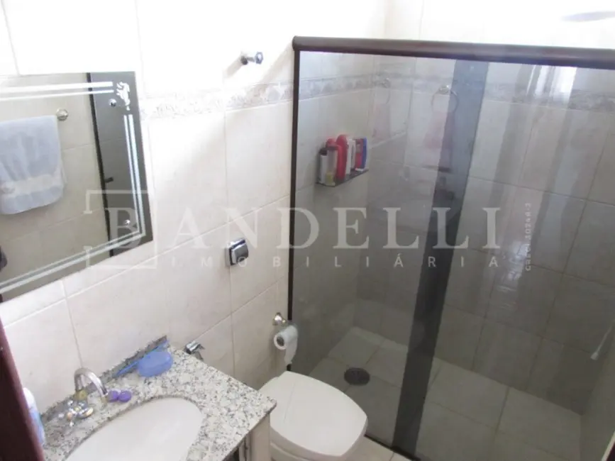 Casa com 3 quartos à venda, 220m2 em Vila Xavier (Vila Xavier), Araraquara - SP - imagem 7 Foto 7 de Casa com 3 quartos à venda, 220m2 em Vila Xavier (Vila Xavier), Araraquara - SP