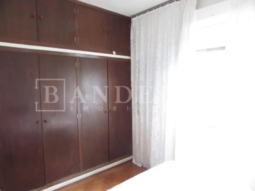 Casa com 3 quartos à venda, 220m2 em Vila Xavier (Vila Xavier), Araraquara - SP - imagem 8 Foto 8 de Casa com 3 quartos à venda, 220m2 em Vila Xavier (Vila Xavier), Araraquara - SP