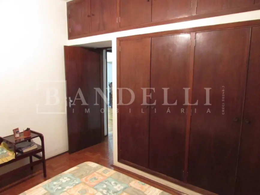 Casa com 3 quartos à venda, 220m2 em Vila Xavier (Vila Xavier), Araraquara - SP - imagem 6 Foto 6 de Casa com 3 quartos à venda, 220m2 em Vila Xavier (Vila Xavier), Araraquara - SP