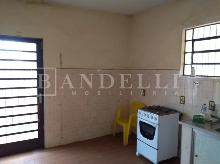 Casa com 3 quartos à venda, 60m2 em Centro, Araraquara - SP - imagem 4 Foto 4 de Casa com 3 quartos à venda, 60m2 em Centro, Araraquara - SP