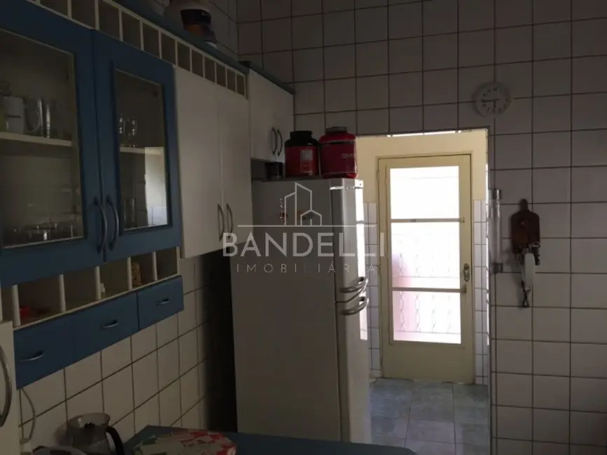 Casa com 3 quartos à venda, 152m2 em Vila José Bonifácio, Araraquara - SP - imagem 5 Foto 5 de Casa com 3 quartos à venda, 152m2 em Vila José Bonifácio, Araraquara - SP