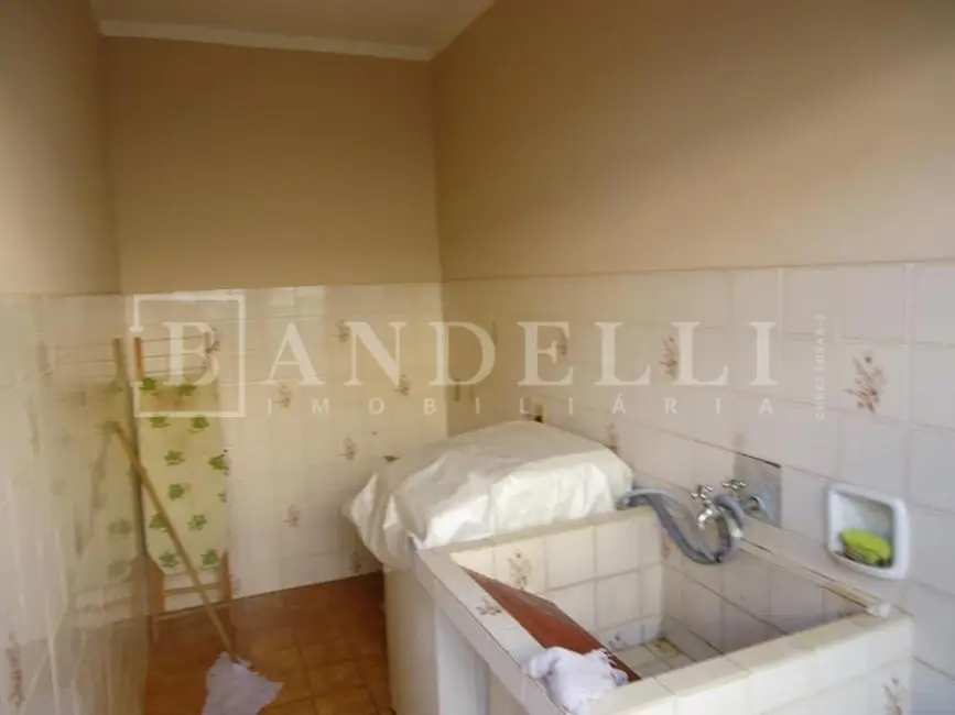 Casa com 2 quartos à venda, 106m2 em Centro, Araraquara - SP - imagem 9 Foto 9 de Casa com 2 quartos à venda, 106m2 em Centro, Araraquara - SP