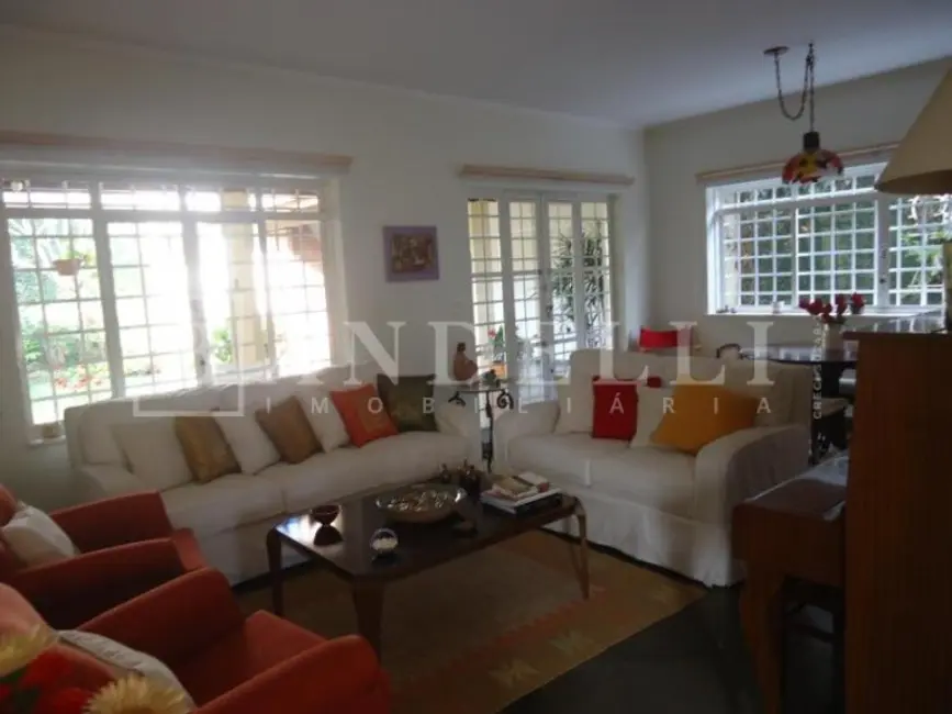 Casa com 3 quartos à venda, 266m2 em Vila Harmonia, Araraquara - SP - imagem 4 Foto 4 de Casa com 3 quartos à venda, 266m2 em Vila Harmonia, Araraquara - SP