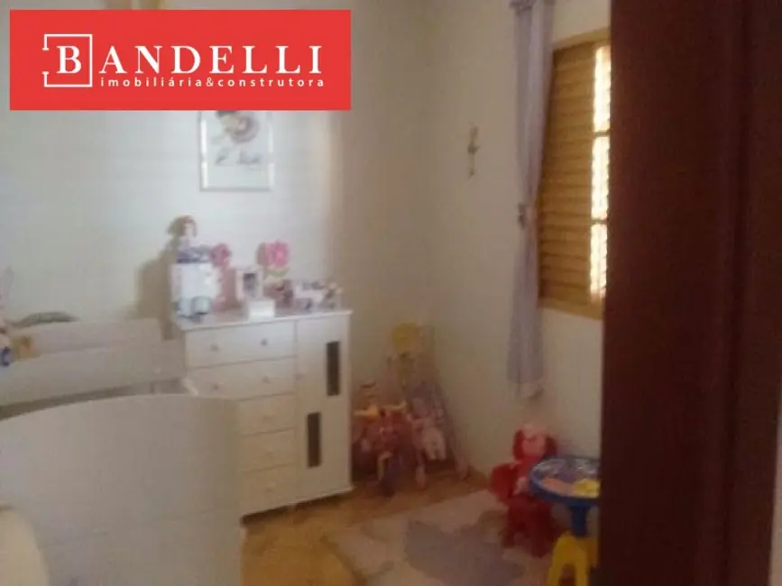 Foto 3 de Apartamento com 3 quartos à venda, 97m2 em Jardim Higienópolis, Araraquara - SP