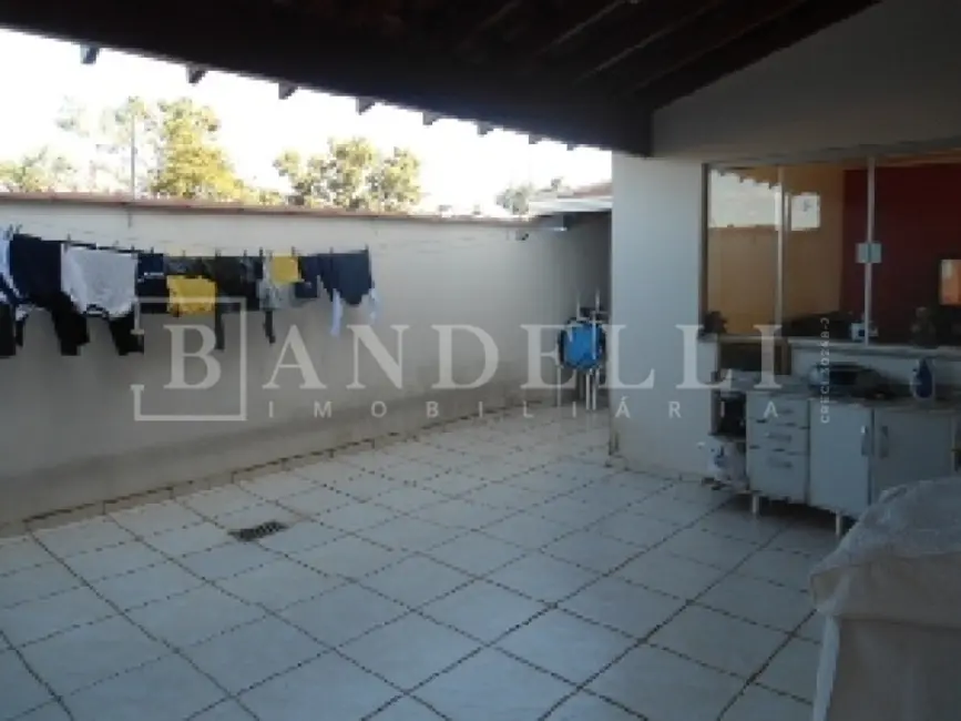 Casa com 3 quartos à venda, 240m2 em Residencial Cambuy, Araraquara - SP - imagem 6 Foto 6 de Casa com 3 quartos à venda, 240m2 em Residencial Cambuy, Araraquara - SP