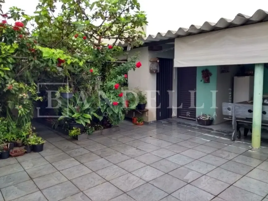 Casa com 3 quartos à venda, 138m2 em Jardim Adalgisa, Araraquara - SP - imagem 3 Foto 3 de Casa com 3 quartos à venda, 138m2 em Jardim Adalgisa, Araraquara - SP