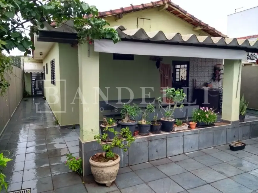 Foto 2 de Casa com 3 quartos à venda, 138m2 em Jardim Adalgisa, Araraquara - SP
