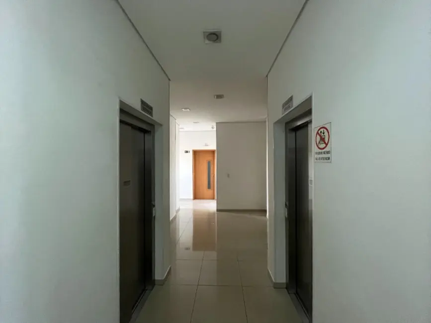 Foto 7 de Apartamento com 2 quartos para alugar, 77m2 em Vila Ferroviária, Araraquara - SP