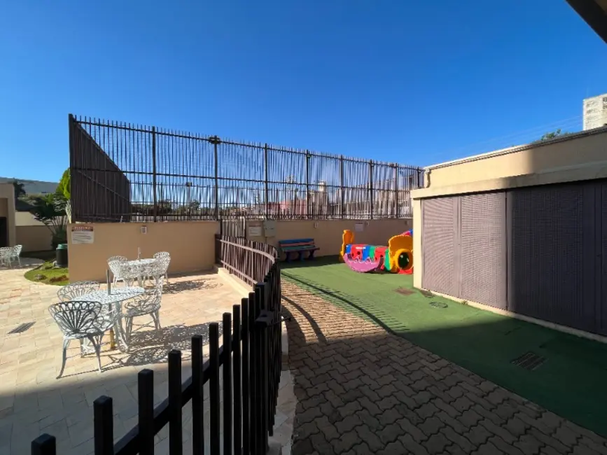 Foto 3 de Apartamento com 2 quartos para alugar, 77m2 em Vila Ferroviária, Araraquara - SP