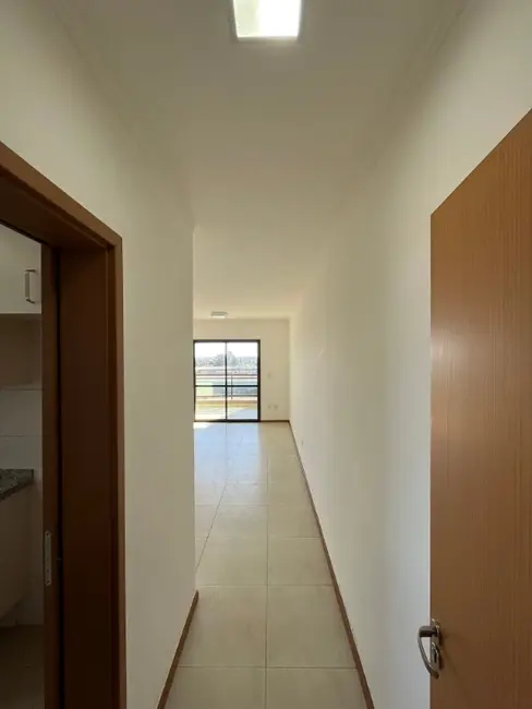 Foto 8 de Apartamento com 2 quartos para alugar, 77m2 em Vila Ferroviária, Araraquara - SP