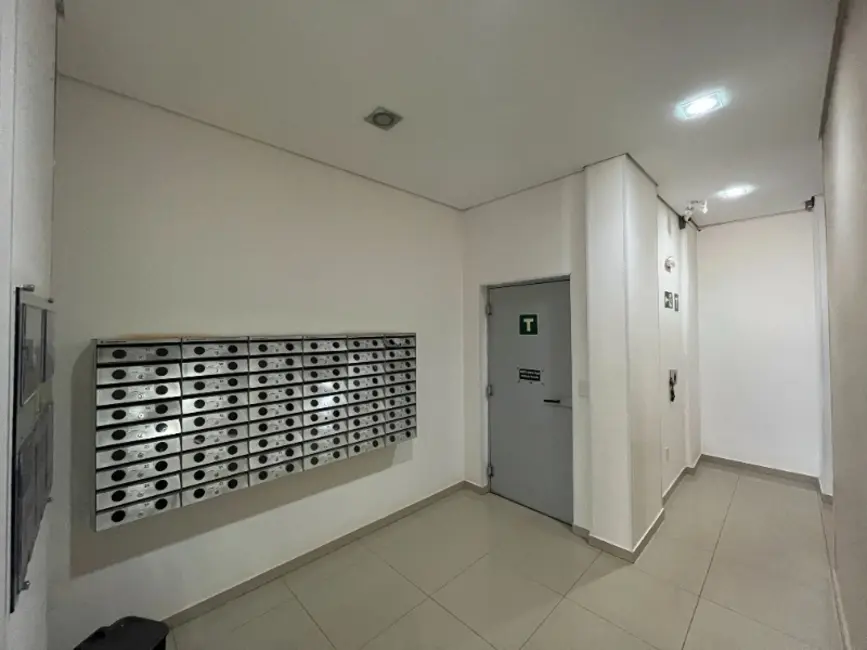Foto 6 de Apartamento com 2 quartos para alugar, 77m2 em Vila Ferroviária, Araraquara - SP