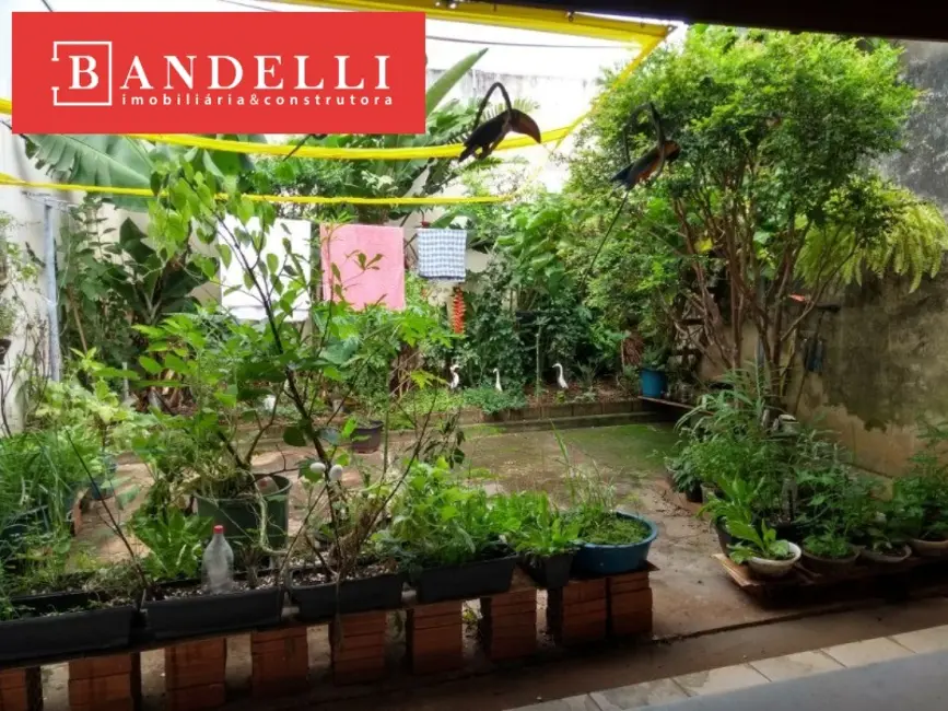 Casa com 3 quartos à venda, 158m2 em Jardim Imperador, Araraquara - SP - imagem 3 Foto 3 de Casa com 3 quartos à venda, 158m2 em Jardim Imperador, Araraquara - SP