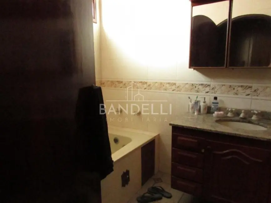 Casa com 3 quartos à venda, 279m2 em Cidade Jardim, Araraquara - SP - imagem 8 Foto 8 de Casa com 3 quartos à venda, 279m2 em Cidade Jardim, Araraquara - SP