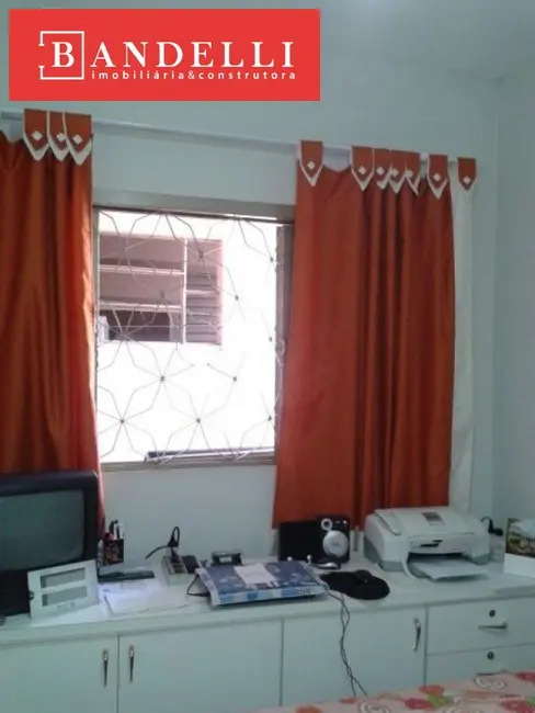 Casa com 4 quartos à venda, 98m2 em Vila Xavier (Vila Xavier), Araraquara - SP - imagem 8 Foto 8 de Casa com 4 quartos à venda, 98m2 em Vila Xavier (Vila Xavier), Araraquara - SP