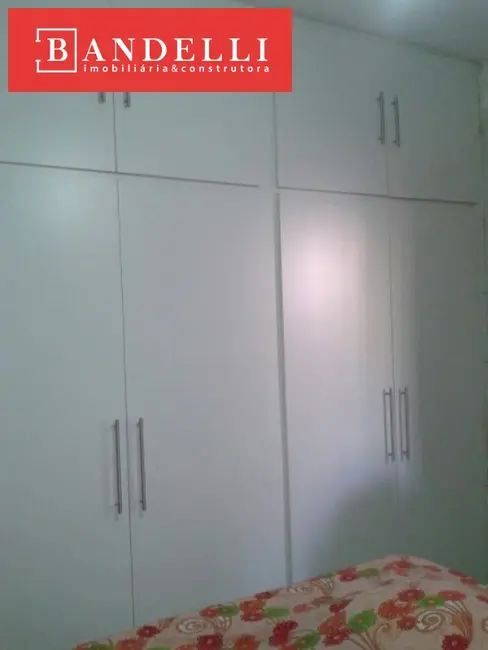 Casa com 4 quartos à venda, 98m2 em Vila Xavier (Vila Xavier), Araraquara - SP - imagem 4 Foto 4 de Casa com 4 quartos à venda, 98m2 em Vila Xavier (Vila Xavier), Araraquara - SP