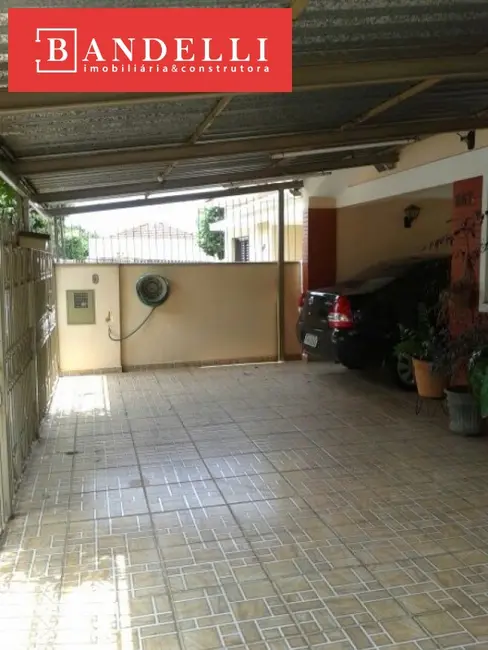 Casa com 4 quartos à venda, 98m2 em Vila Xavier (Vila Xavier), Araraquara - SP - imagem 7 Foto 7 de Casa com 4 quartos à venda, 98m2 em Vila Xavier (Vila Xavier), Araraquara - SP