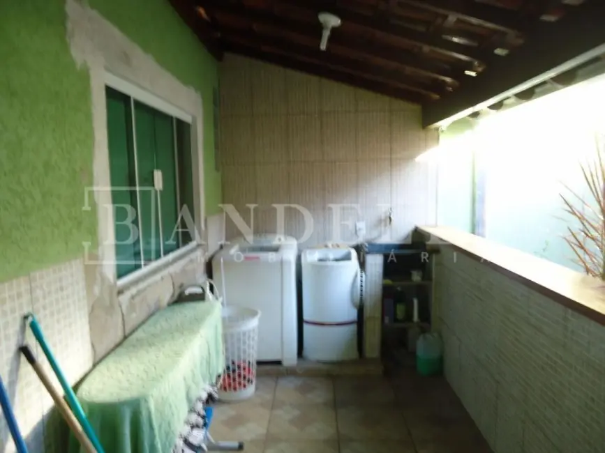 Casa de Condomínio com 3 quartos à venda, 150m2 em Araraquara - SP - imagem 5 Foto 5 de Casa de Condomínio com 3 quartos à venda, 150m2 em Araraquara - SP
