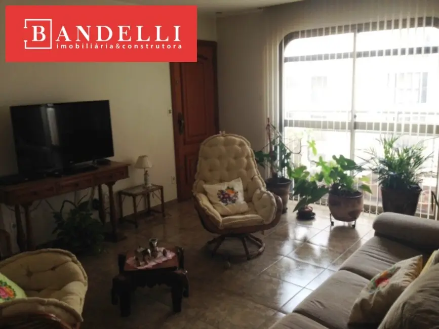 Apartamento com 3 quartos à venda, 188m2 em Centro, Araraquara - SP - imagem 4 Foto 4 de Apartamento com 3 quartos à venda, 188m2 em Centro, Araraquara - SP