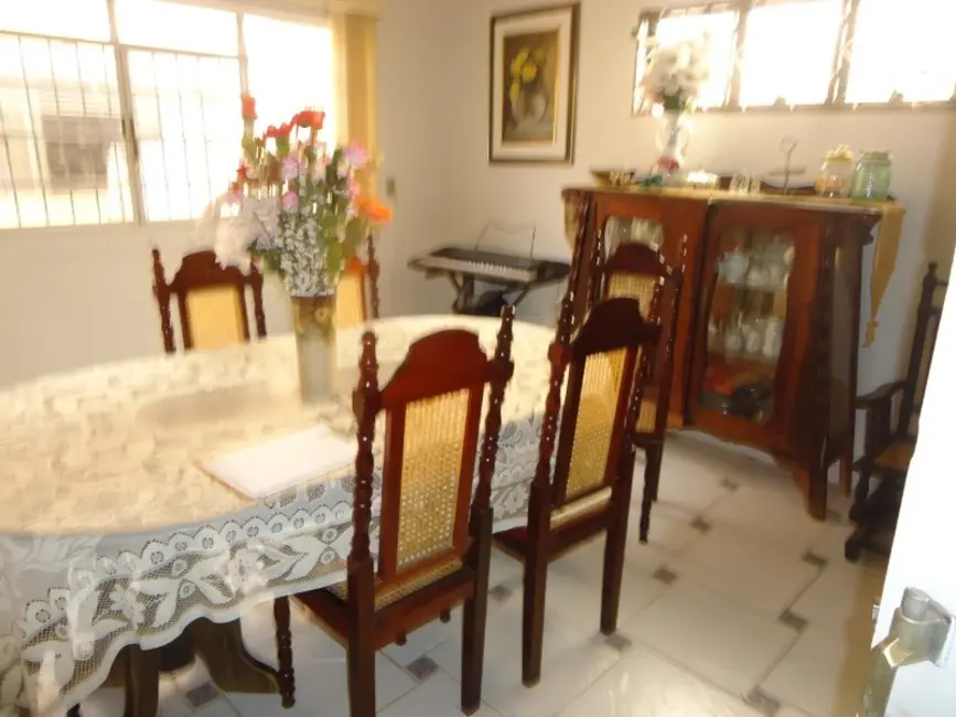 Foto 5 de Casa com 3 quartos à venda, 197m2 em Vila Xavier (Vila Xavier), Araraquara - SP