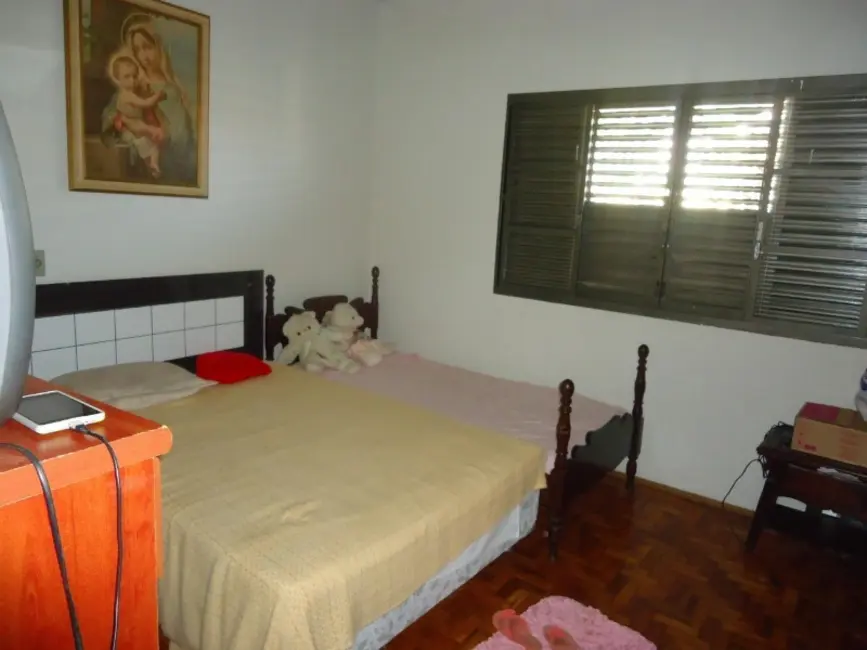 Foto 4 de Casa com 3 quartos à venda, 197m2 em Vila Xavier (Vila Xavier), Araraquara - SP
