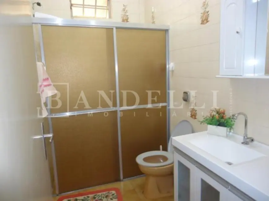 Casa com 2 quartos à venda, 150m2 em Jardim das Estações (Vila Xavier), Araraquara - SP - imagem 3 Foto 3 de Casa com 2 quartos à venda, 150m2 em Jardim das Estações (Vila Xavier), Araraquara - SP